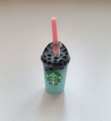 1 st blå iskaffe, frappucino, drinkar - Miniatyr för dockhus, tittskåp