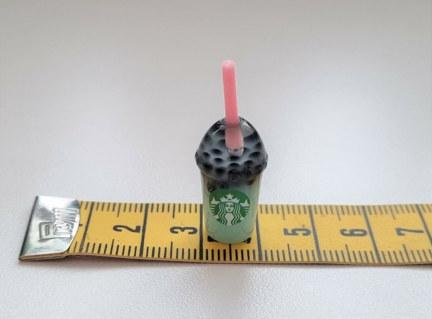 1 st blå iskaffe, frappucino, drinkar - Miniatyr för dockhus, tittskåp
