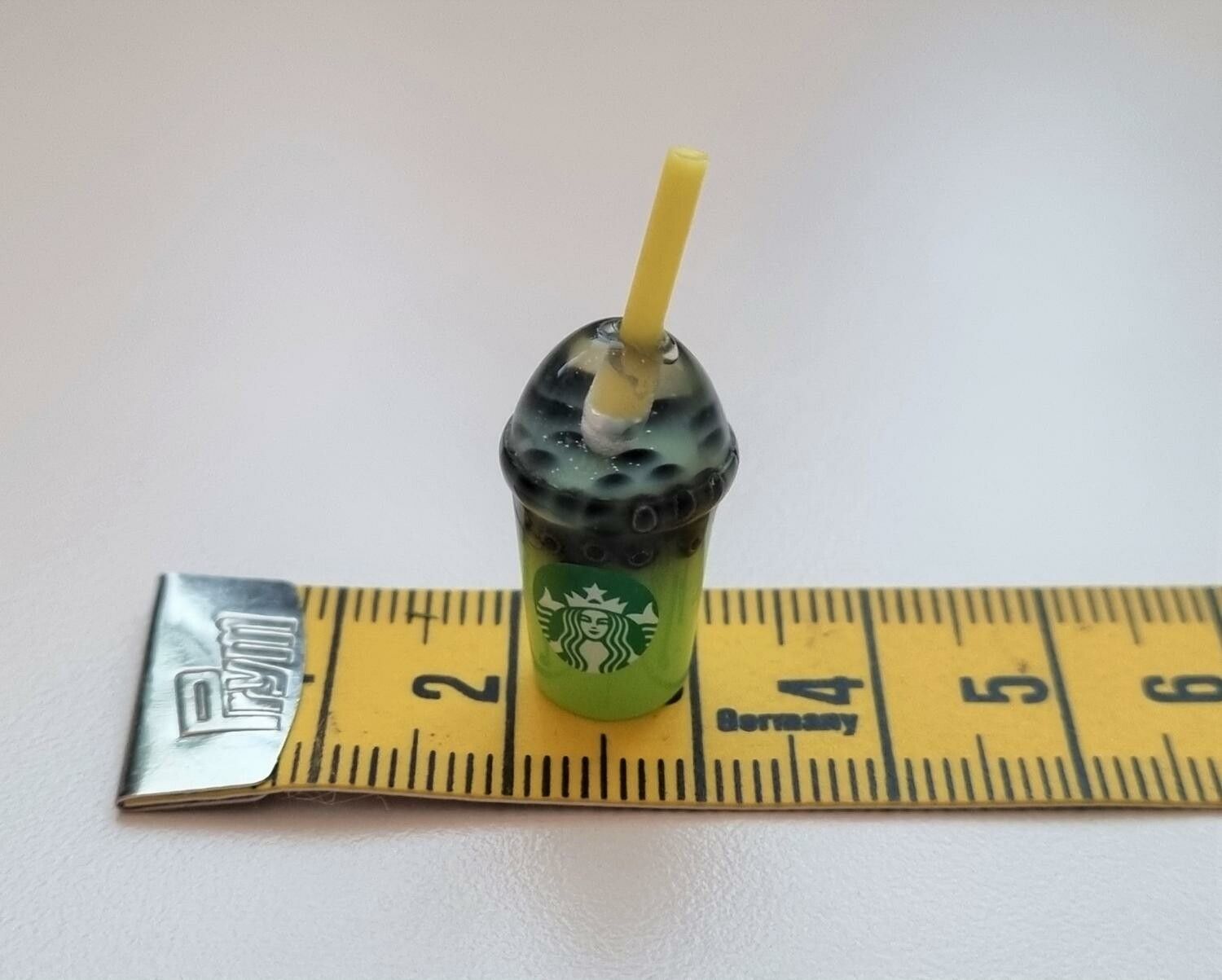 1 st grön iskaffe, frappucino, drinkar - Miniatyr för dockhus, tittskåp
