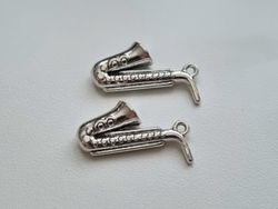 2 st miniatyrer berlocker - Saxofon / blåsinstrument (variant 2)