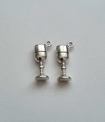 2 st miniatyrer berlocker - Bägare / dryckeskärl / glas