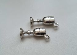 2 st miniatyrer berlocker - Bägare / dryckeskärl / glas