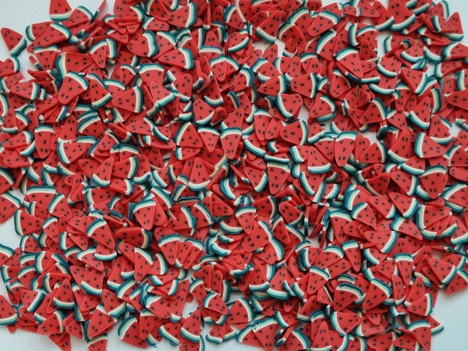 1000 st små frukter (Melonbitar) av mjuk lera, polymerlera för scrapbooking