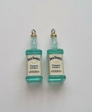 Jack Daniels miniatyrer, flaskor, miniflaskor Berlocker / hängen (2 st)