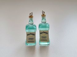 Jack Daniels miniatyrer, flaskor, miniflaskor Berlocker / hängen (2 st)