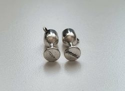 2 st silverfärgade berlocker / charms - Liten drink, bägare, vinglas