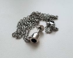 Halsband (50 cm) i rostfritt stål med berlock - Liten drink / bägare / vinglas
