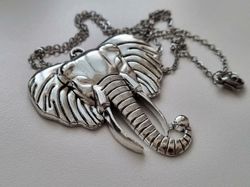 Halsband Elefant (variant 2)
