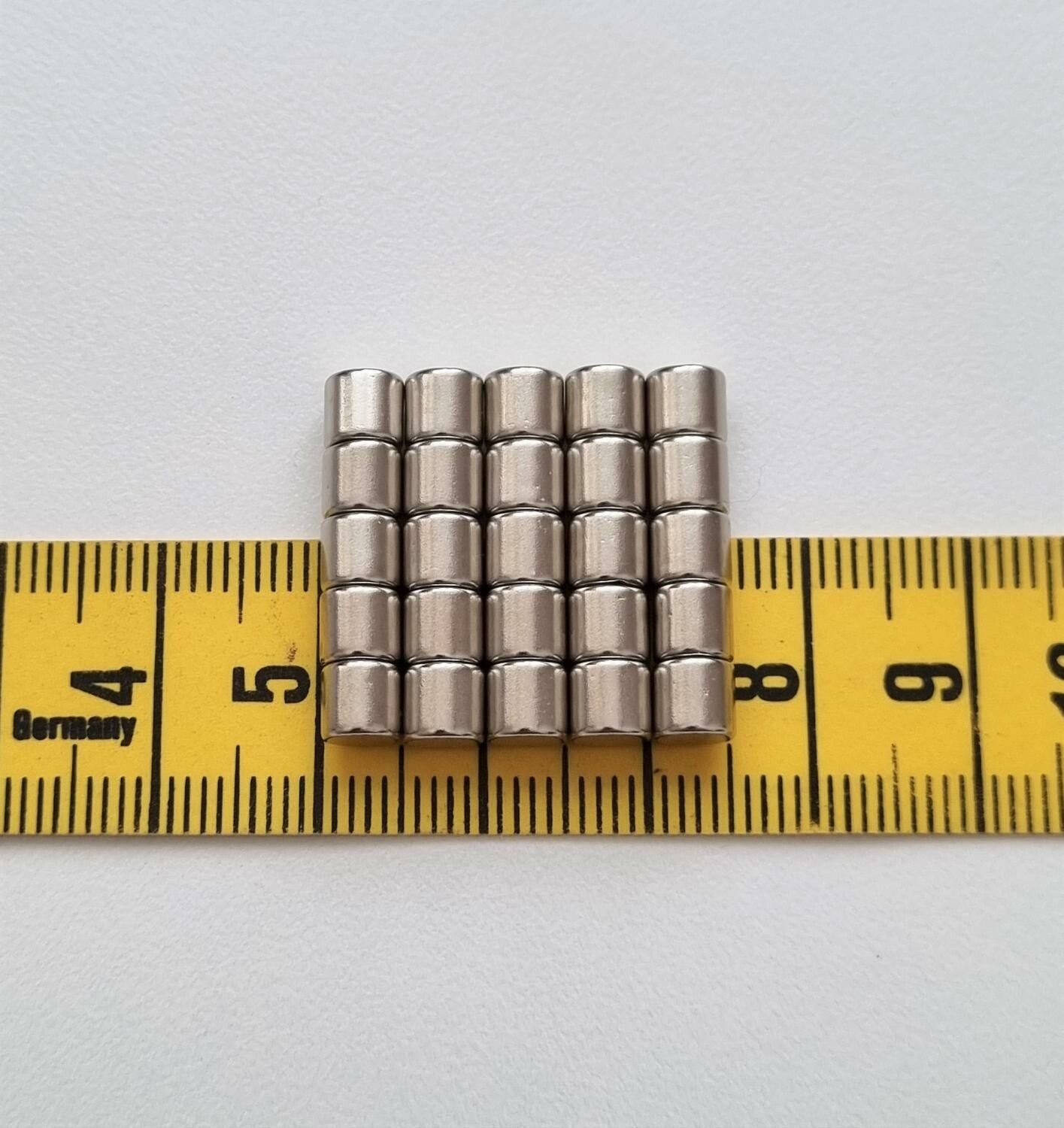 25 st Neodymium magneter (5x5 mm) runda magneter