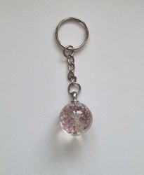 Nyckelring Glaskula glasboll med torkad blomma (rosa och lila)