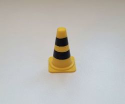 1 st vägkon / markeringskon / kon. Miniatyr för dockhus, tittskåp, tågräls mm