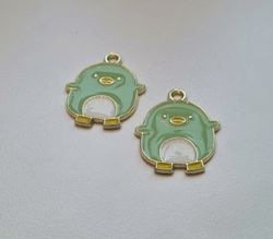 2 st söta Kycklingar. Berlocker / charms för smyckestillverkning