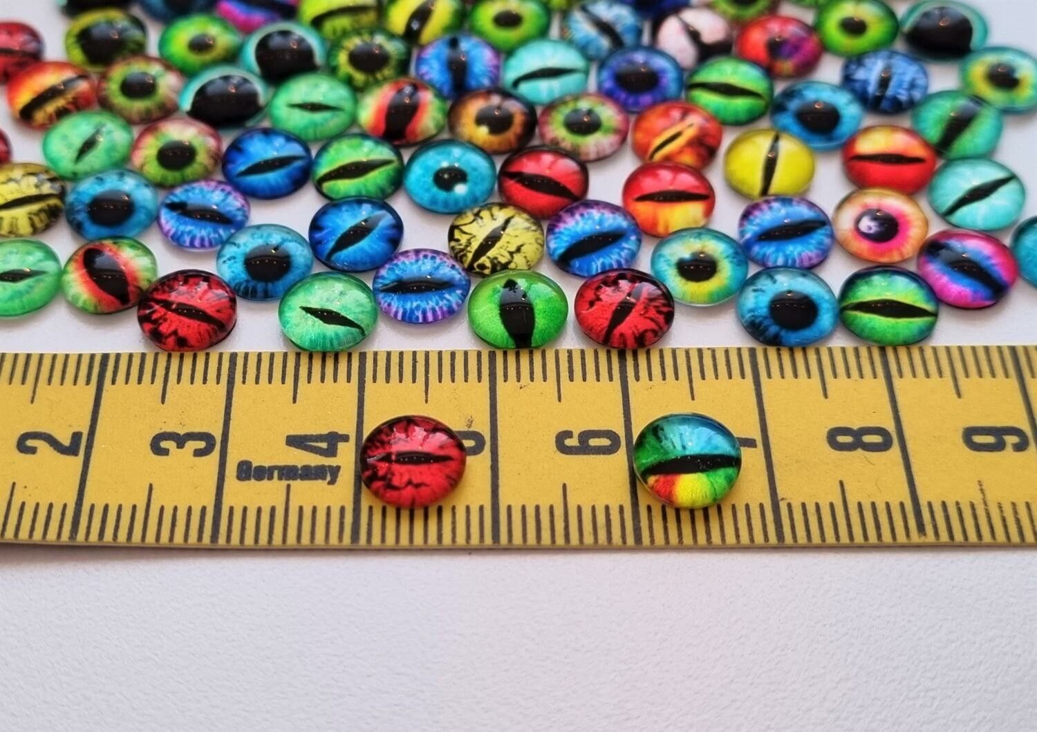 100 st drakögon kattögon i glas, glasinfattningar, miniatyrer (8 mm)