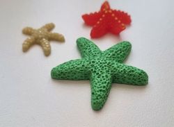 3 st sjöstjärnor i resin. Miniatyrer / figuriner för dockskåpet, tittskåp mm