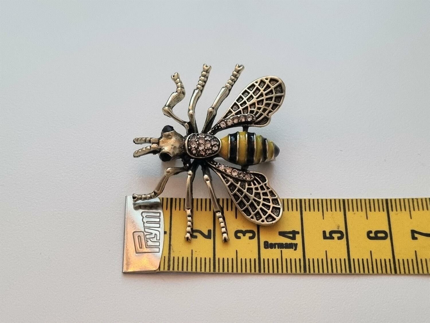 Brosch, Geting / insekt (ca 3,4 x 4,1 cm)