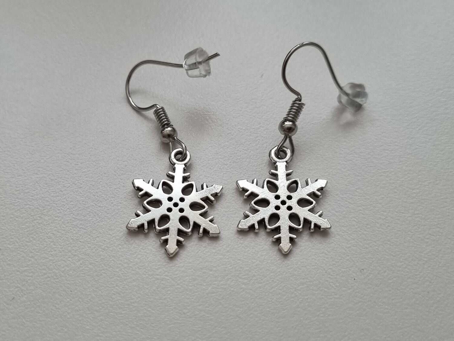 Örhängen Snöflingor, antiksilverfärgade