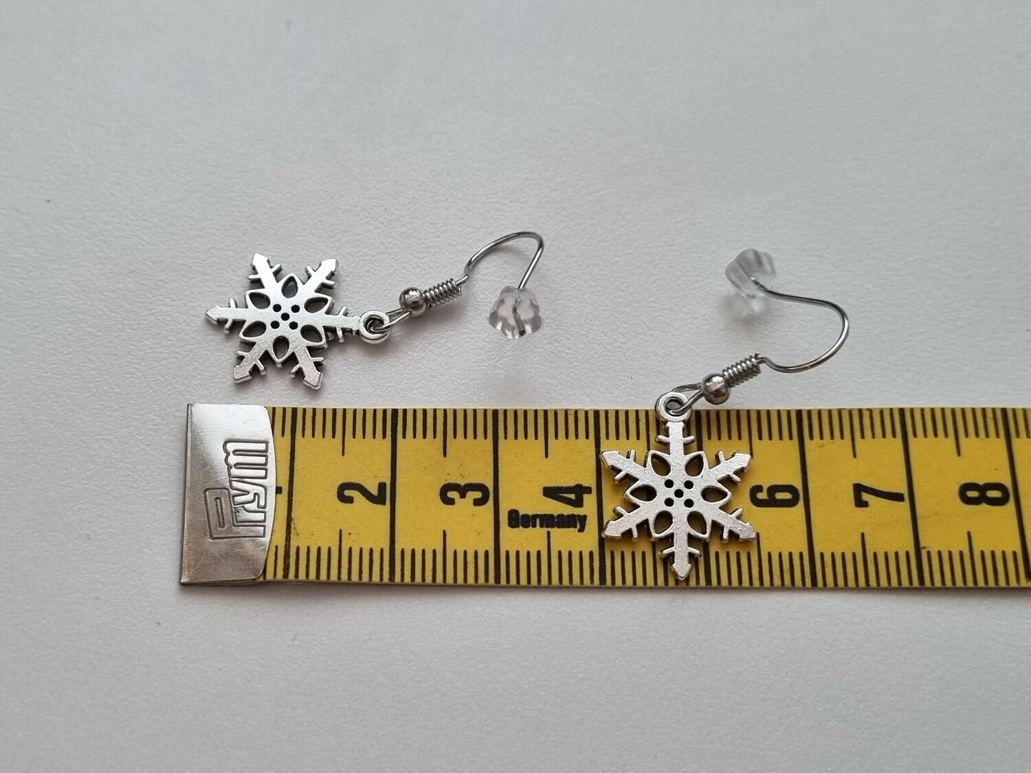 Örhängen Snöflingor, antiksilverfärgade