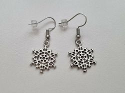 Örhängen Snöflingor, antiksilverfärgade