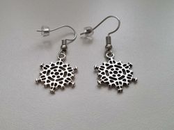 Örhängen Snöflingor, antiksilverfärgade