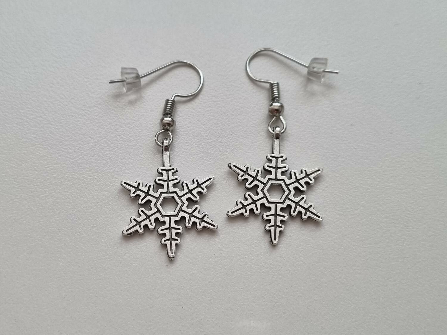 Örhängen Snöflingor, antiksilverfärgade