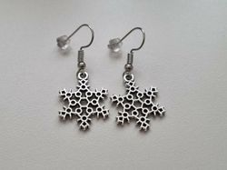 Örhängen Snöflingor, antiksilverfärgade
