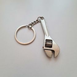 Nyckelring Skiftnyckel miniatyr i rostfritt stål (14,5 gram)