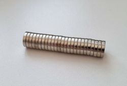 25 st Neodymium magneter (9x2 mm) runda magneter