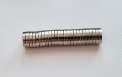 25 st Neodymium magneter (9x2 mm) runda magneter