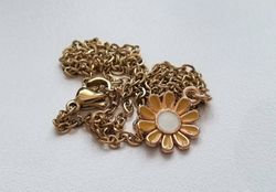 Halsband med en orange blomma (45 cm lång kedja)