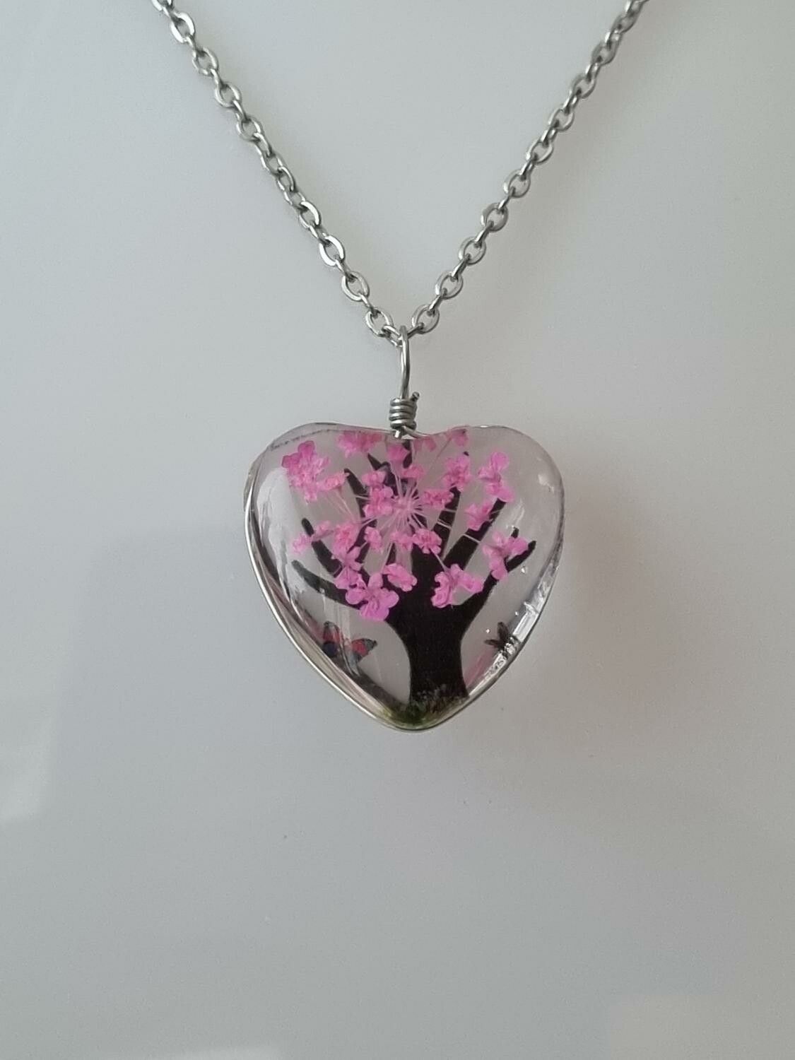 Halsband med hjärtformad glasberlock - Stort träd (45 cm lång kedja) - Lila