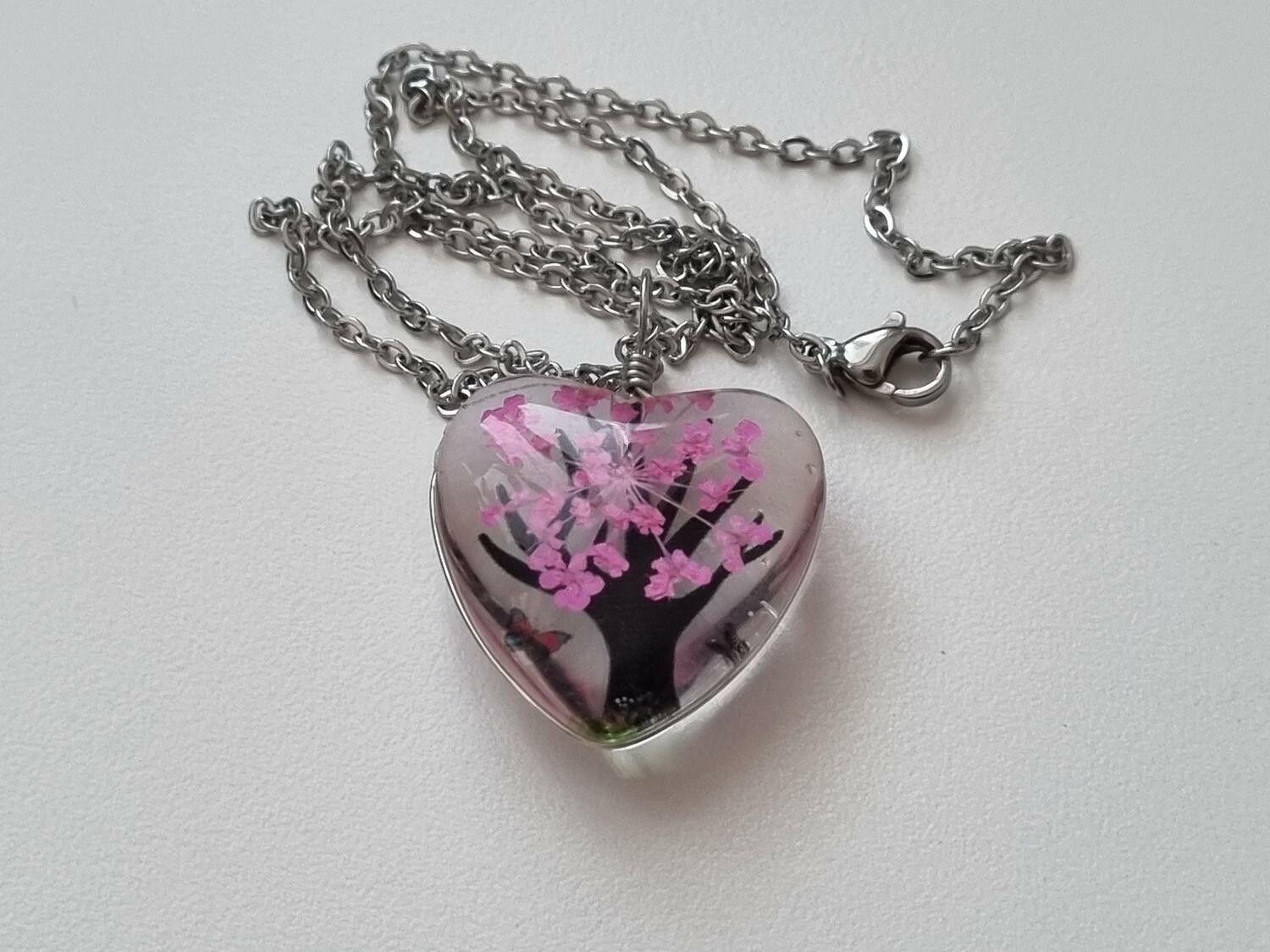Halsband med hjärtformad glasberlock - Stort träd (45 cm lång kedja) - Lila