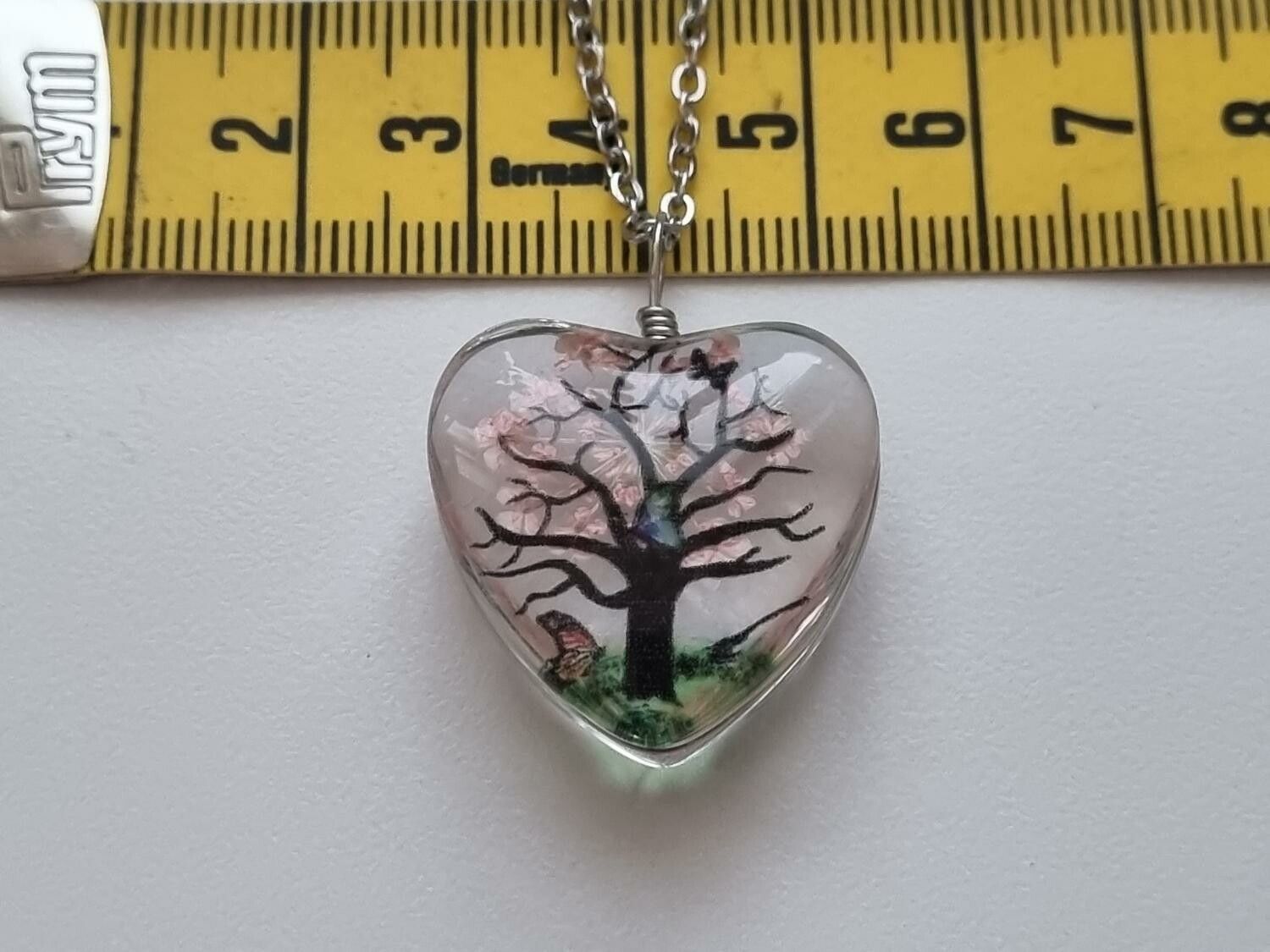 Halsband med hjärtformad glasberlock - Stort träd (50 cm lång kedja) - Rosa