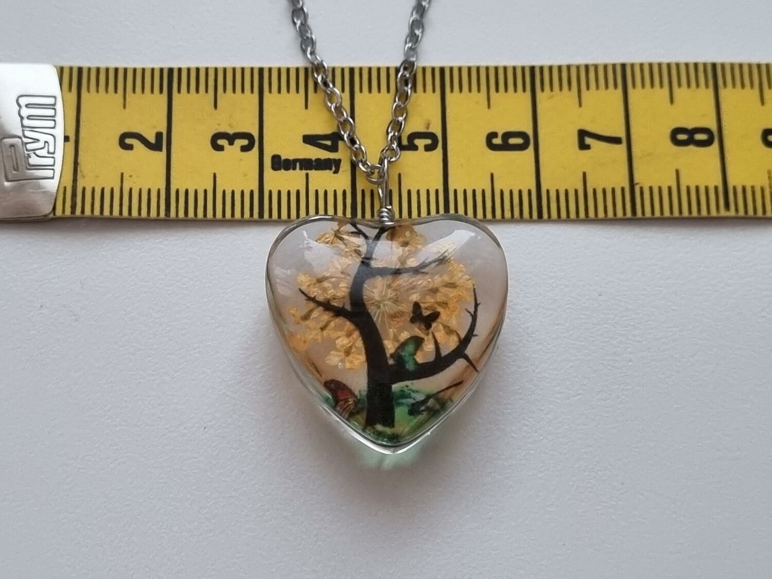 Halsband med hjärtformad glasberlock - Stort träd (50 cm lång kedja) - Orange