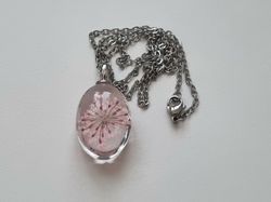 Halsband med oval glasberlock (50 cm lång kedja) - Rosa glasberlock