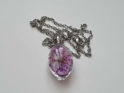 Halsband med oval glasberlock (45 cm lång kedja) - Lila glasberlock