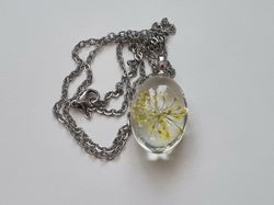 Halsband med oval glasberlock (50 cm lång kedja) - Gul
