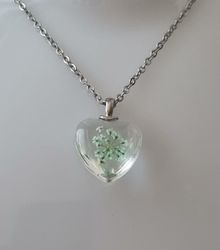 Halsband med hjärtformad glasberlock (50 cm lång kedja) - Grön/turkos