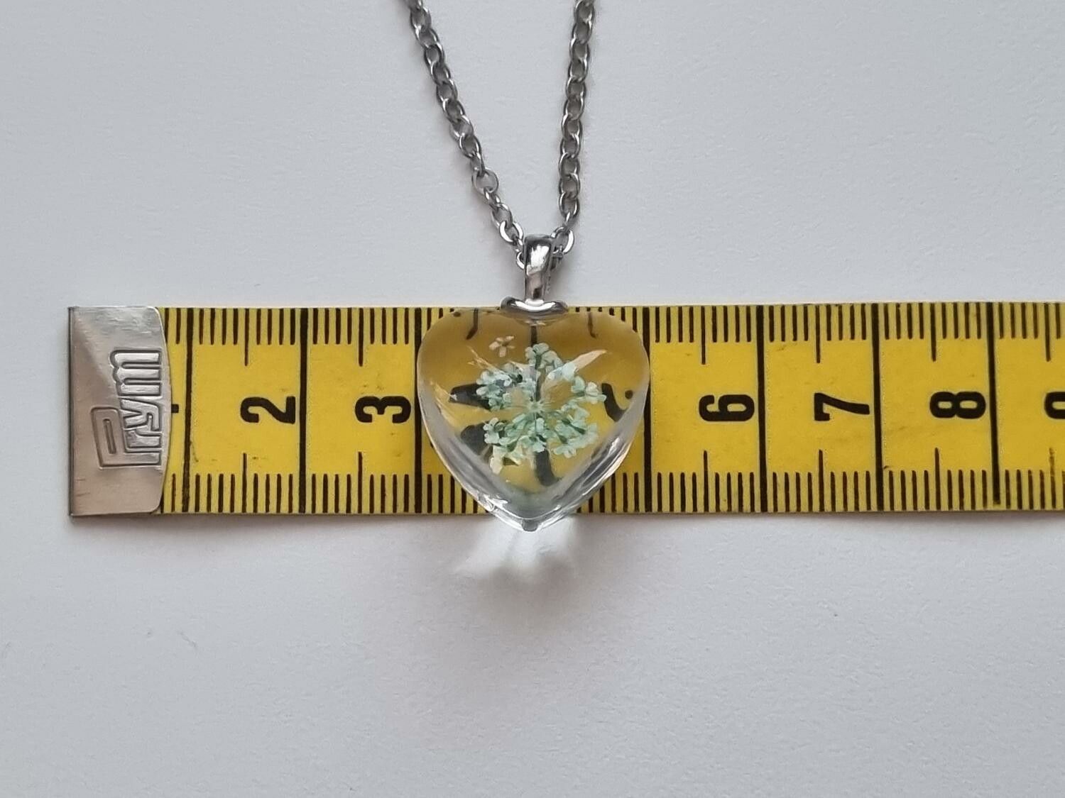 Halsband med hjärtformad glasberlock (50 cm lång kedja) - Grön/turkos