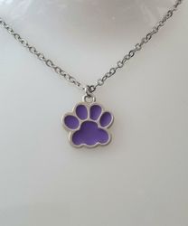 Halsband (50 cm) i rostfritt stål med söt berlock - Hundtass (lila)