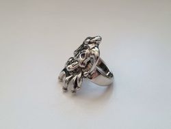 Silverfärgad ring - Joker / Narr (17,4 mm innermått, vikt 9  gram)