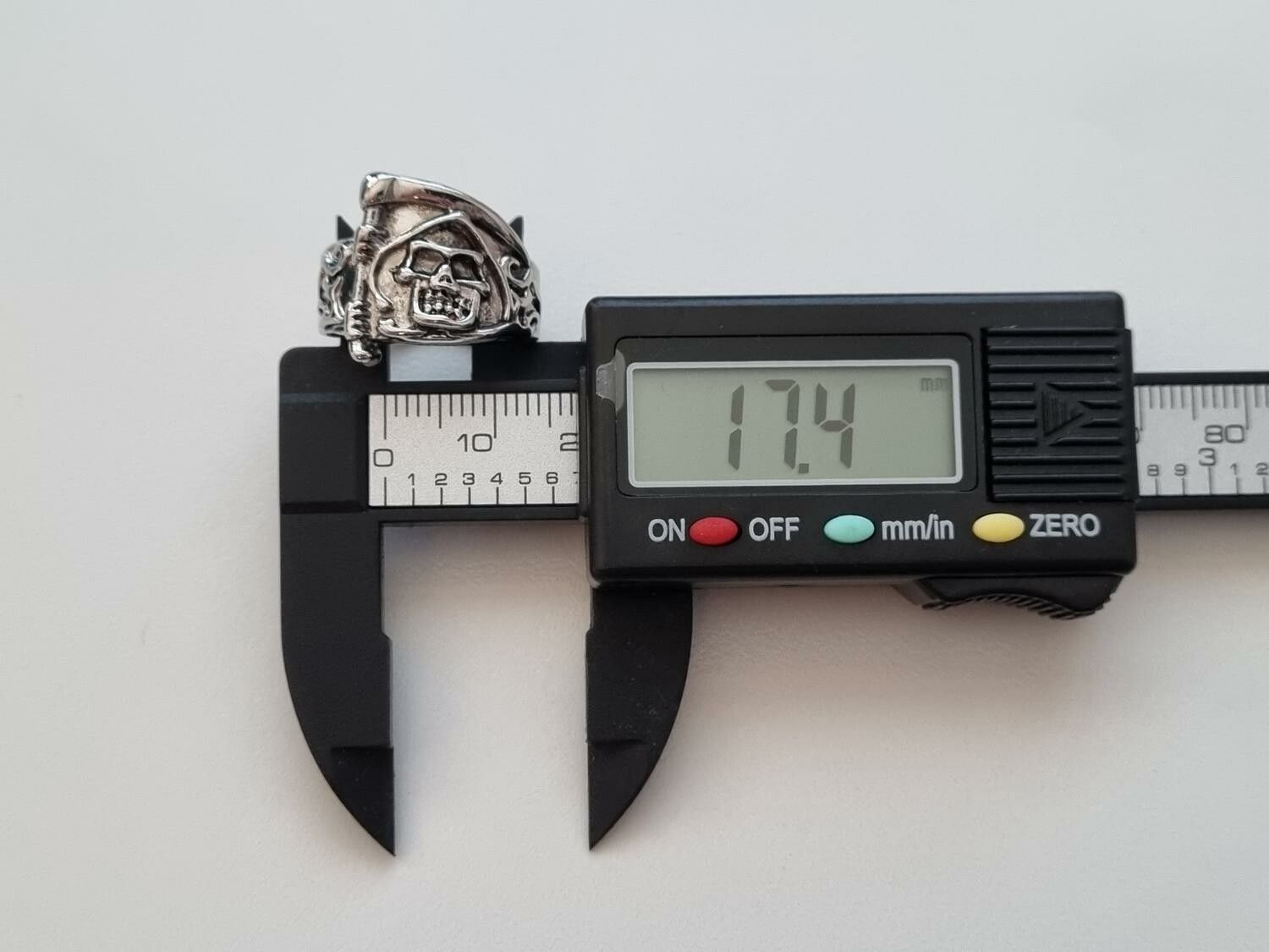 Silverfärgad ring - Liemannen (17,4 mm innermått, vikt 7 gram)