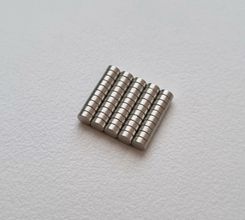 50 st Neodymium magneter (2x1 mm) runda magneter