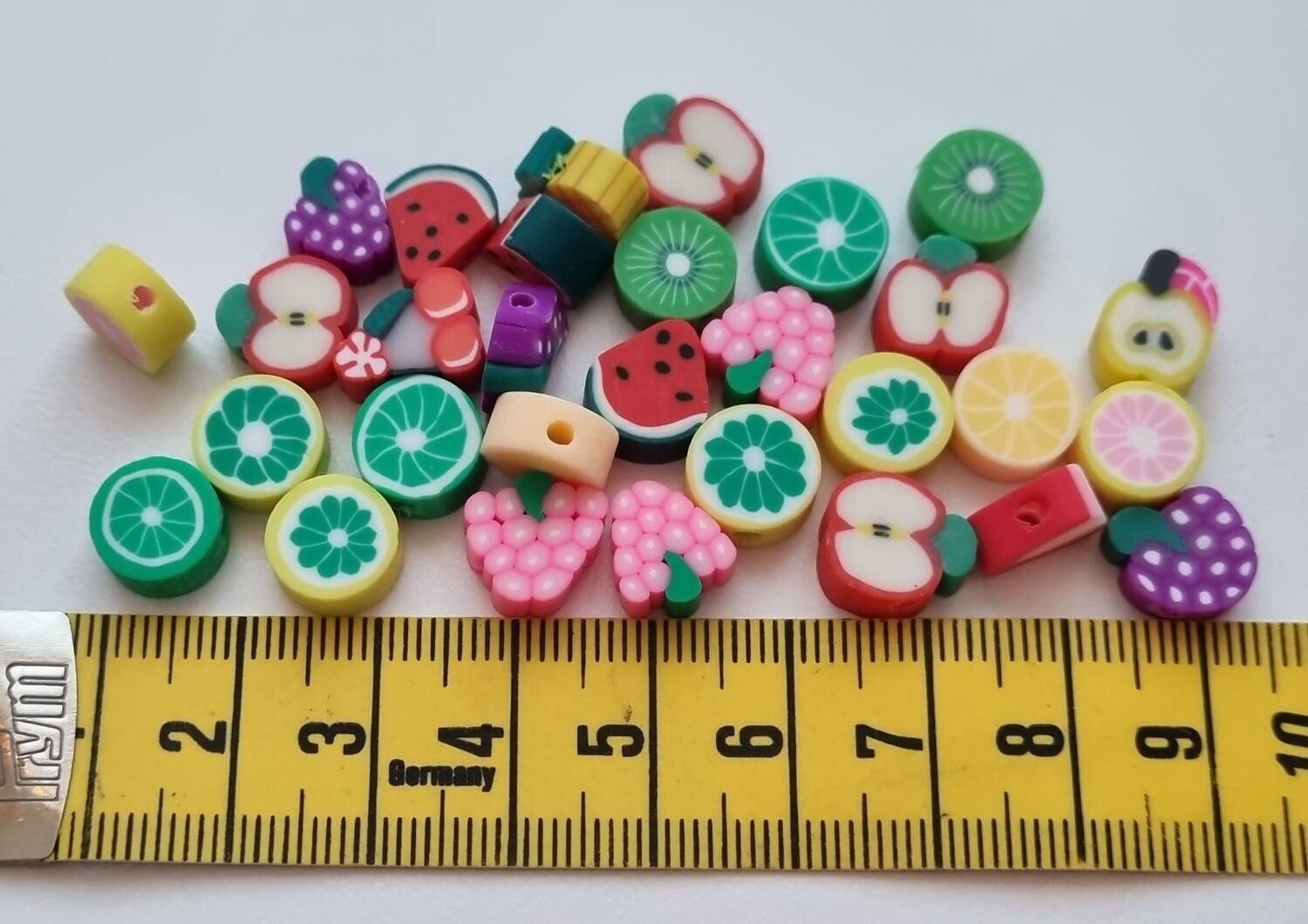 30 st pärlor Frukter i polymerlera  (10 mm i diameter)