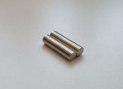 50 st Neodymium magneter (5x1 mm) runda magneter