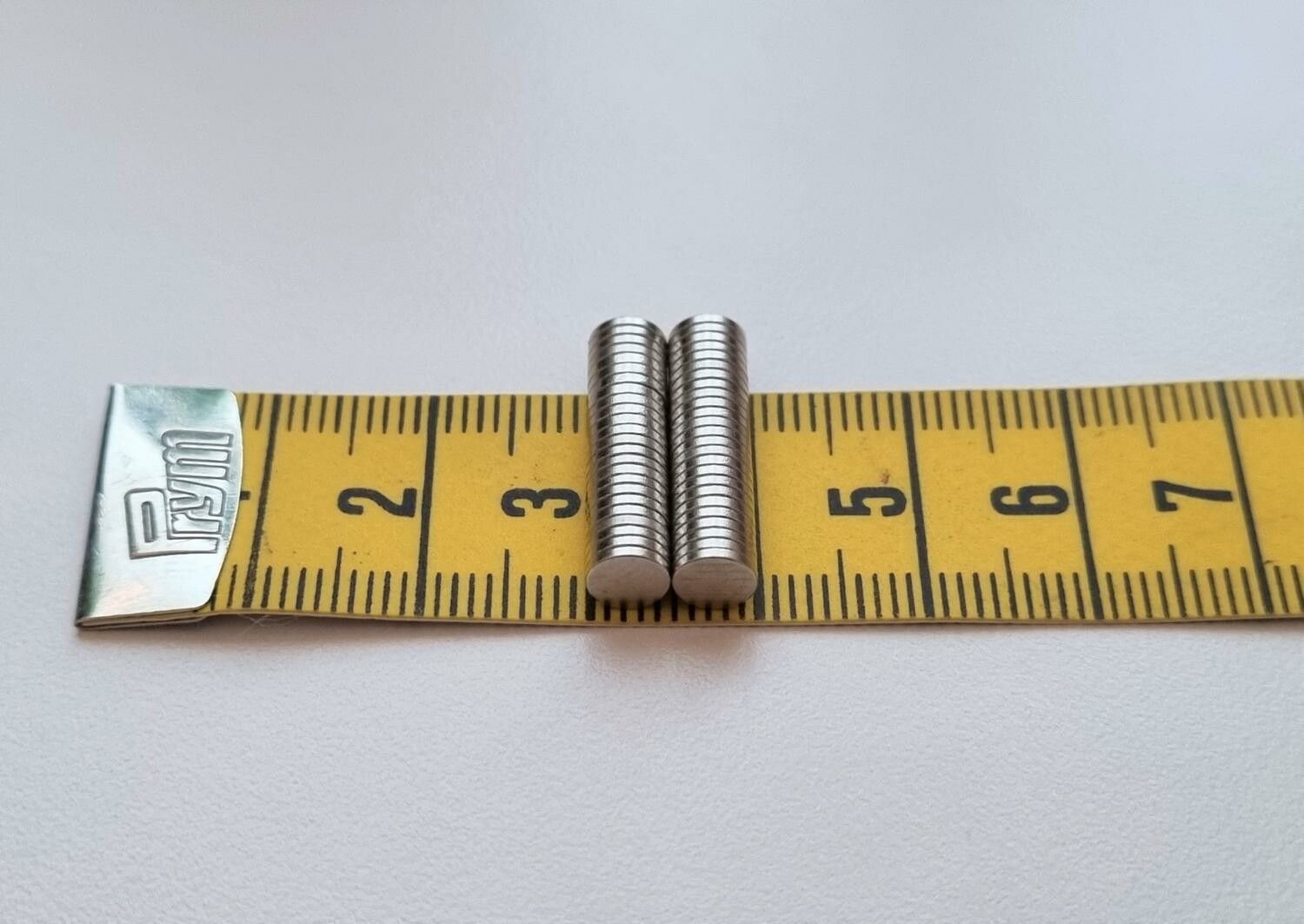 50 st Neodymium magneter (5x1 mm) runda magneter