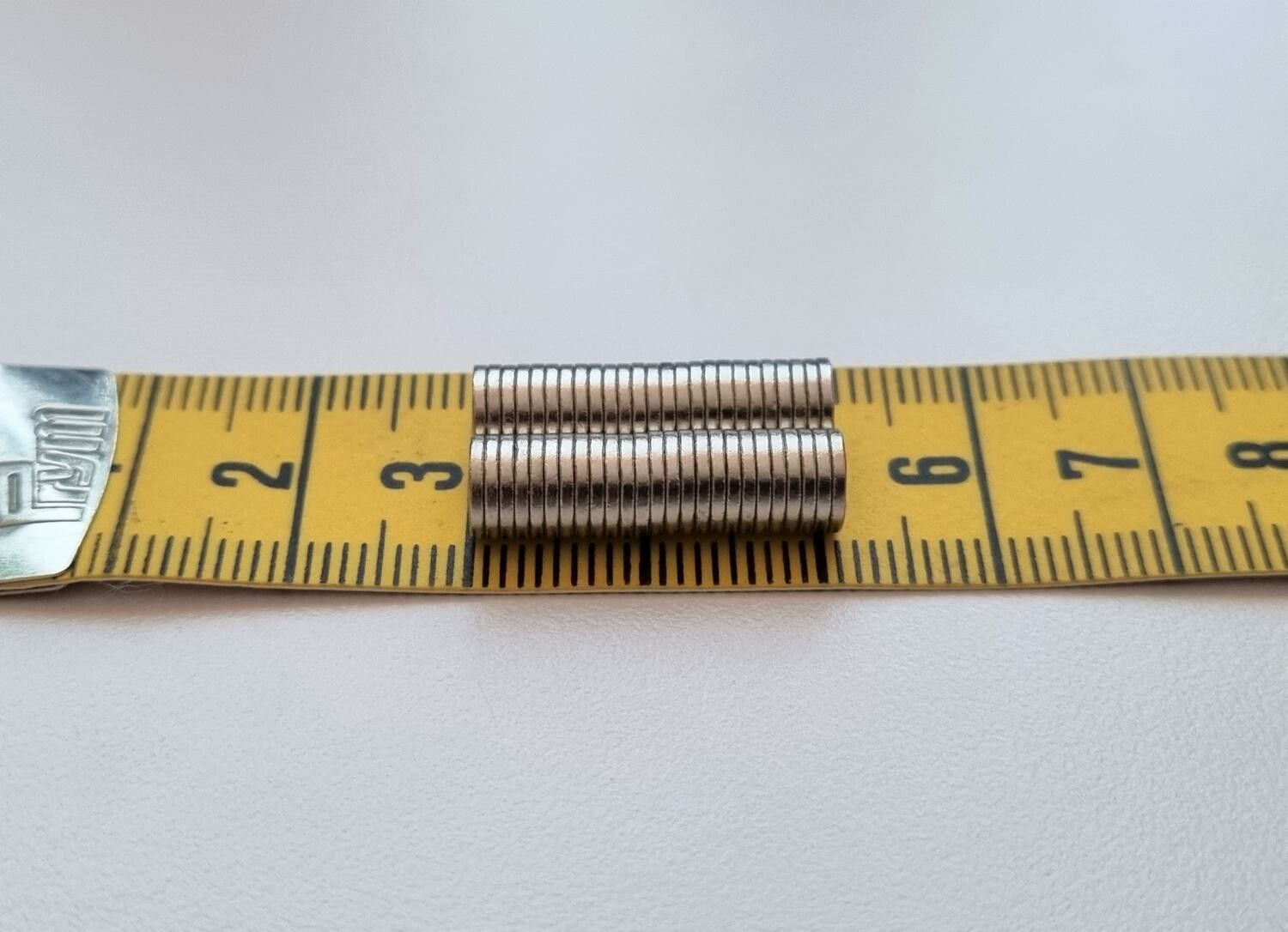 50 st Neodymium magneter (6x1 mm) runda magneter