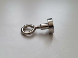 1 st Neodymium krok magnetisk krok med sluten ögla (ca 2 kg lyftkraft)