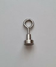 1 st Neodymium krok magnetisk krok med sluten ögla (ca 1,5 kg lyftkraft)