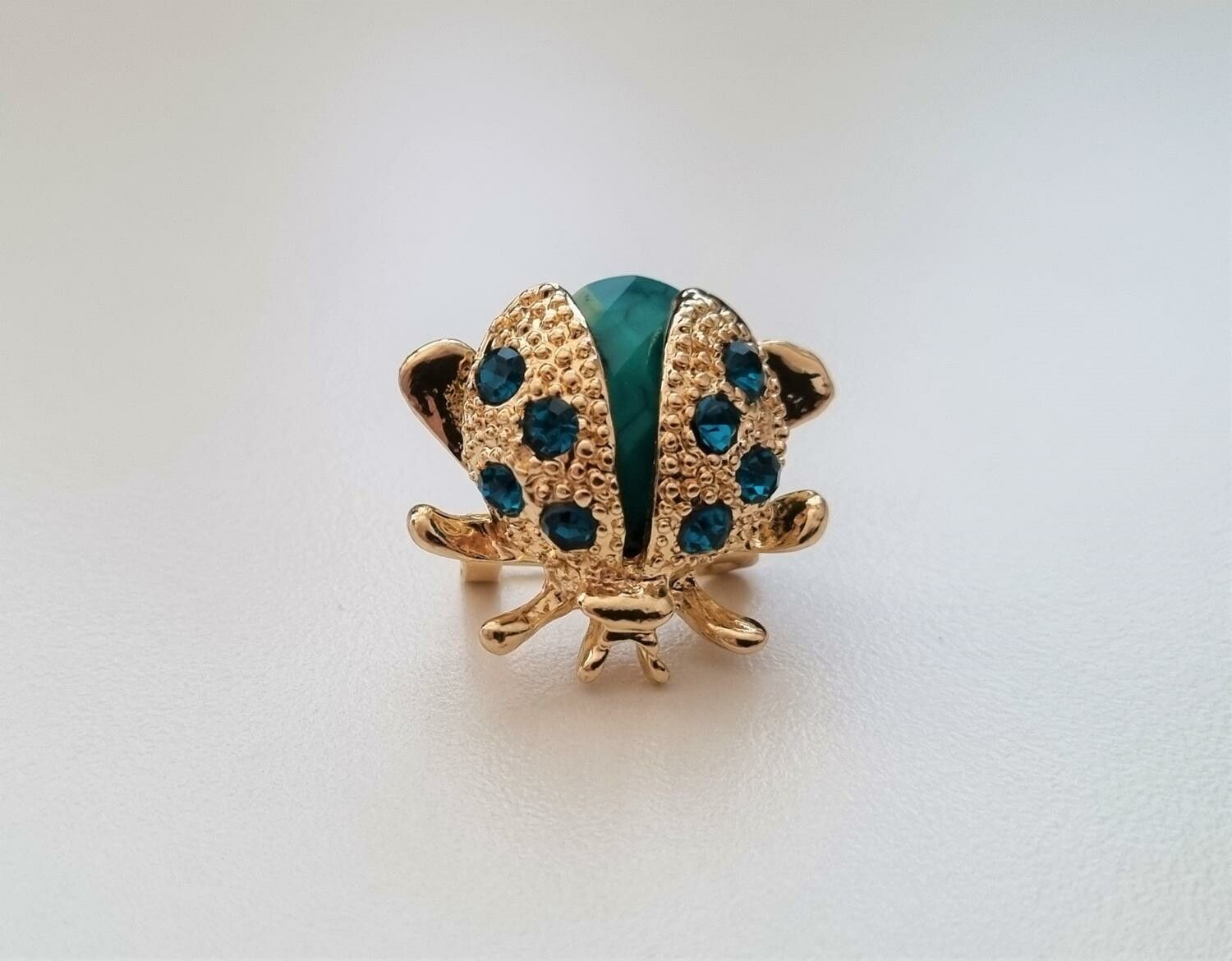 1 st söt miniatyr brosch hänge - Skalbagge (variant 2)