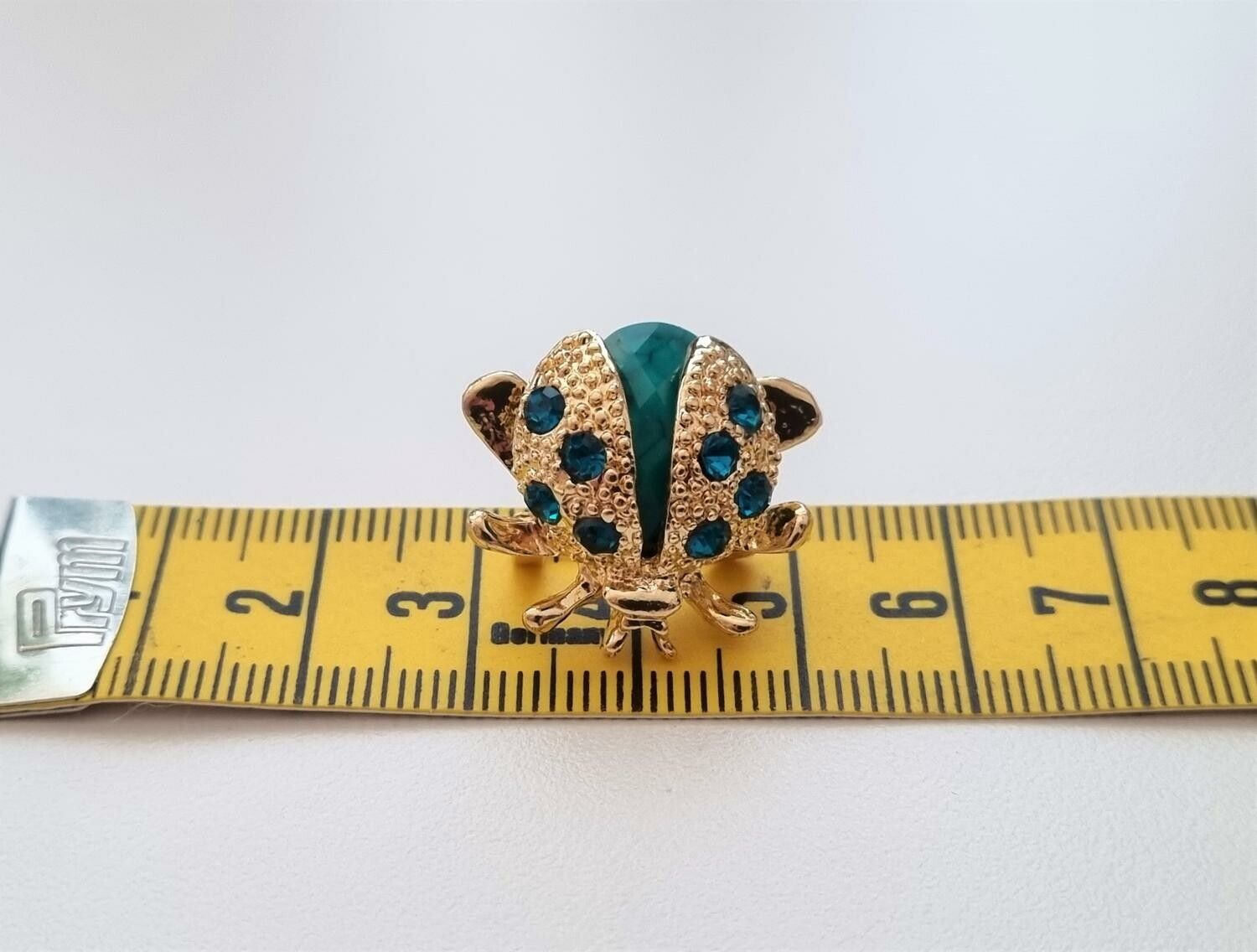 1 st söt miniatyr brosch hänge - Skalbagge (variant 2)